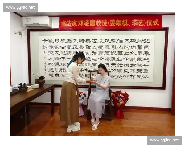 书法传承与创新共舞 现场比赛展现艺术风采与文化底蕴